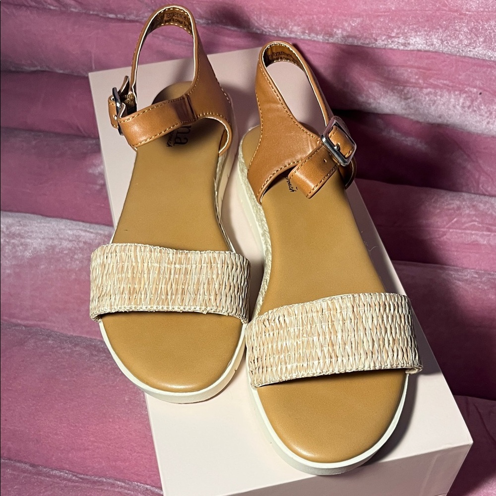 a.n.a Tan and Cream Women's Sandals